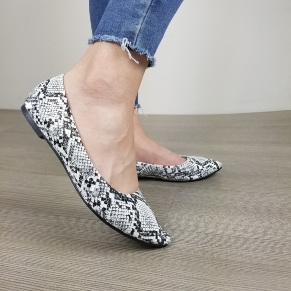 Python Snake Print Pointy Toe Flat Shoes-c1 - Picture 3 of 6